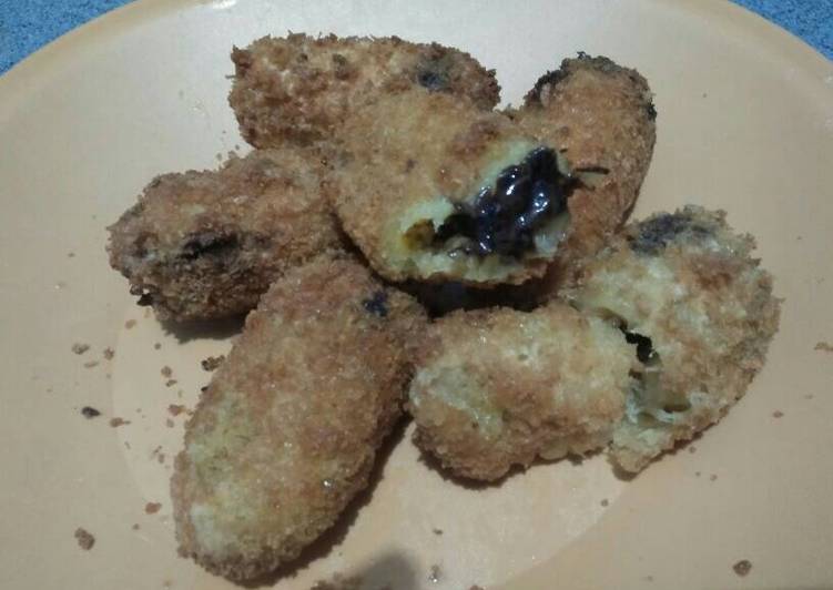 Resep Pisang crispy coklat lumer Karya wulan purnama