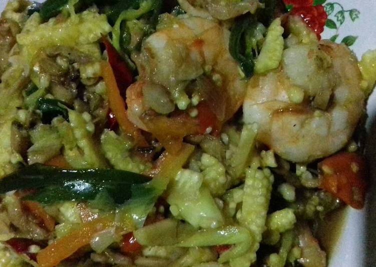 Resep Oseng jagung muda dan udang Karya masudatin kiromah