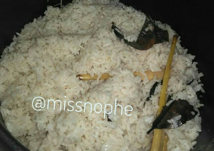 Resep Nasi uduk ricecooker praktis