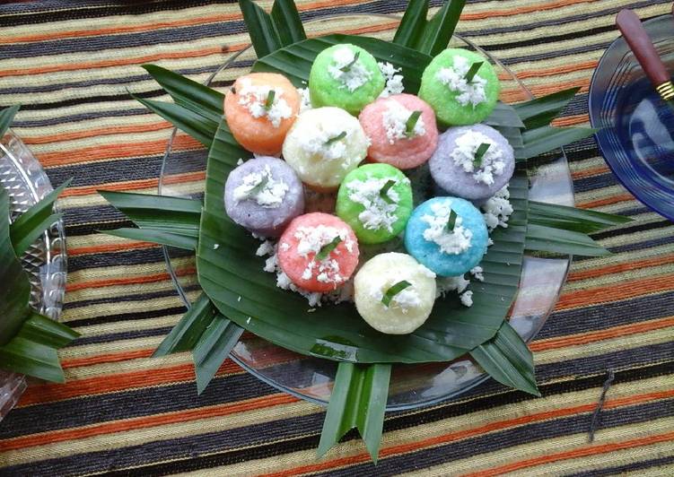 gambar untuk resep makanan Kue apem pelangi dari ubi kayu tampa mengunakan tepung