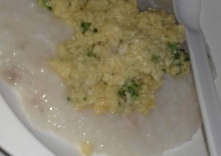 gambar untuk resep Chicken Porridge with Scramble Egg