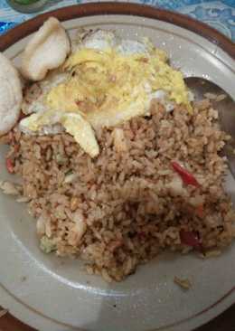 Nasgor pedas level 10 ala"mama cintya