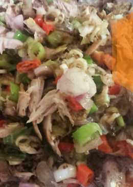 Tongkol suwir sambal matah