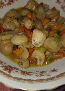 Tumis jamur kancing pedas