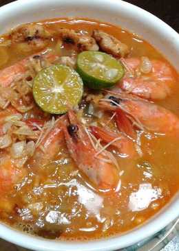 Mie Kuah Udang Asam Pedas