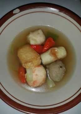Sup bakso ikan