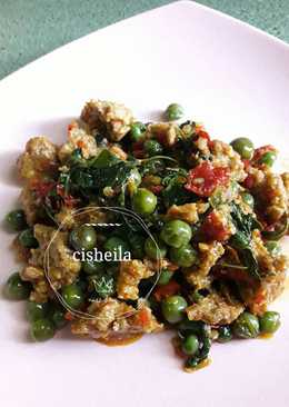 Tumis oncom kemangi