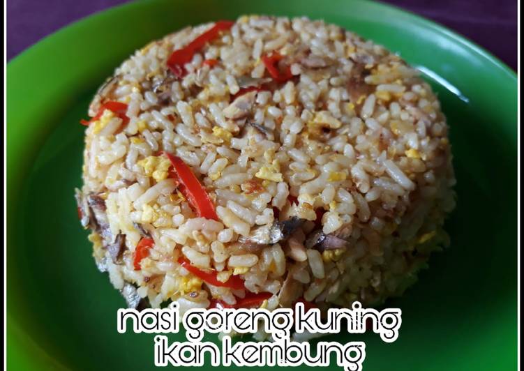 resep lengkap untuk Nasi Goreng Kuning Ikan Kembung