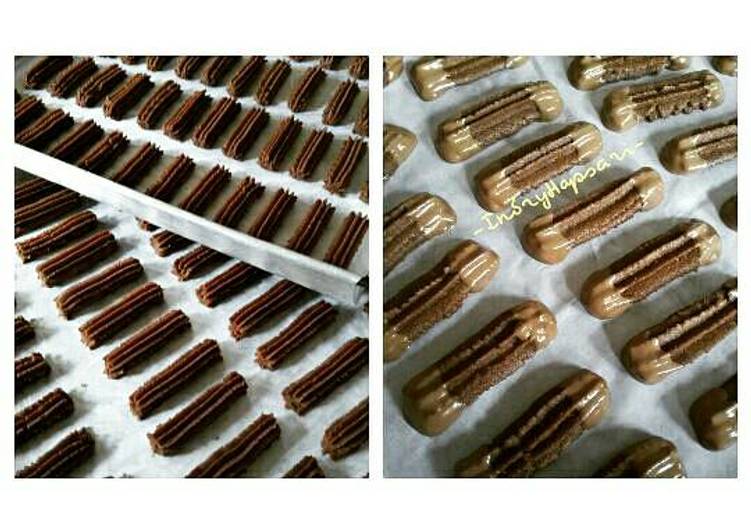 cara membuat Viennese Chocolate Finger (modifikasi resep semprit coklat Fatma