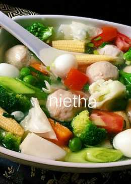 Sop sayuran meriah komplit dan simple dan sehat