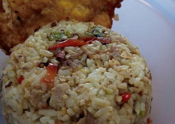  Resep  Nasi  oseng tempe penyet hot  telor ceplok gurih oleh 