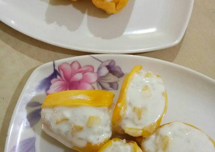 bahan dan cara membuat Jacfruit Sticky Rice a.k Nangka Sticky Rice