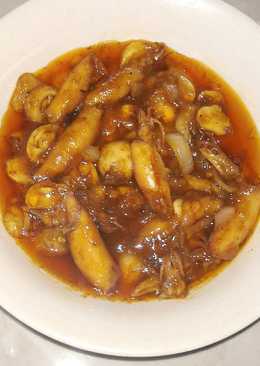 Cumi Jamur asam pedas (pake sambel sederhana)