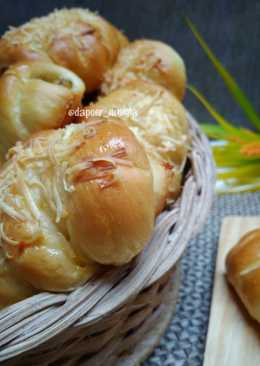 15. Roti Pisang keju