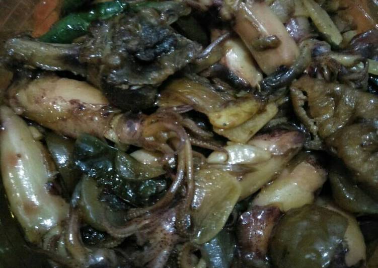 cara membuat Tumis Cumi Kering Cabe Hijau