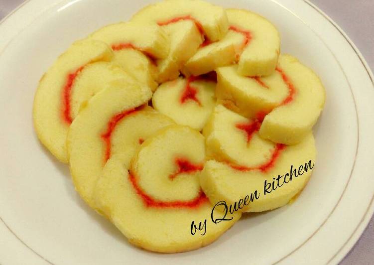 Resep Bolu gulung irit lembut 3 telur - ?? Mommy'a Queen..