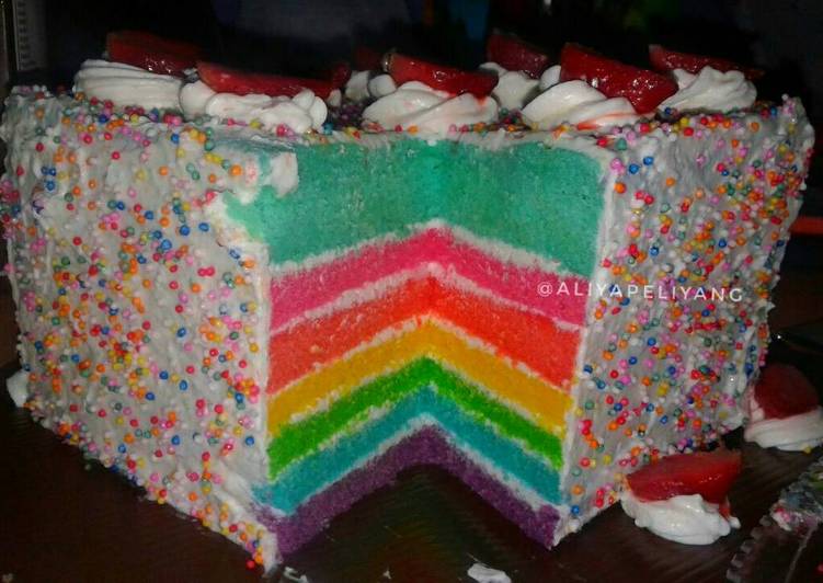Resep Rainbow cake kukus ny.liem super lembut - Aliyapeliyang -
Aliyakitchen