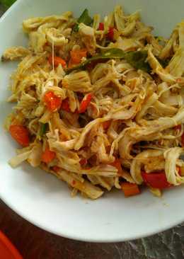 Ayam suwir daun jeruk pedas