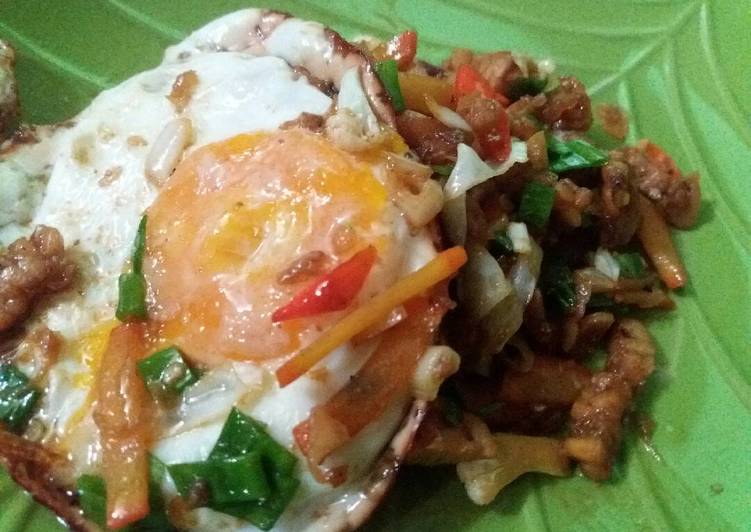  Resep  Telur  mata  sapi  campur tempe oleh Leviniakd Cookpad