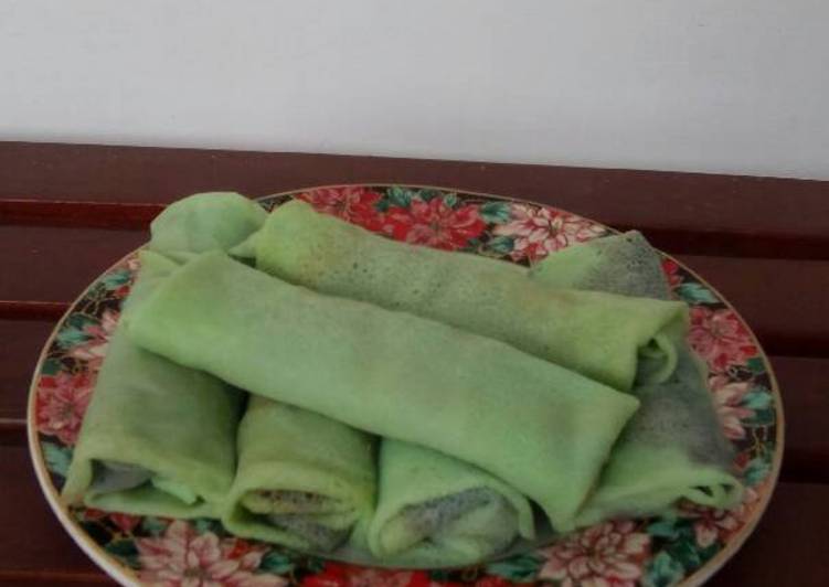 resep masakan Dadar Gulung Isi Vla Coklat Gampang