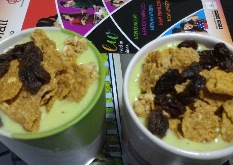 resep lengkap untuk Avocado Juice with granola, cornflakes and raisin ?????? Sarapan sehat ibu hamil