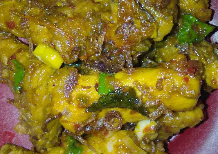 Resep Ayam rica kuning Oleh Hikmah Berbunga