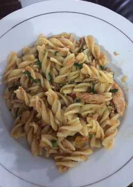 Fusili Spicy Tuna