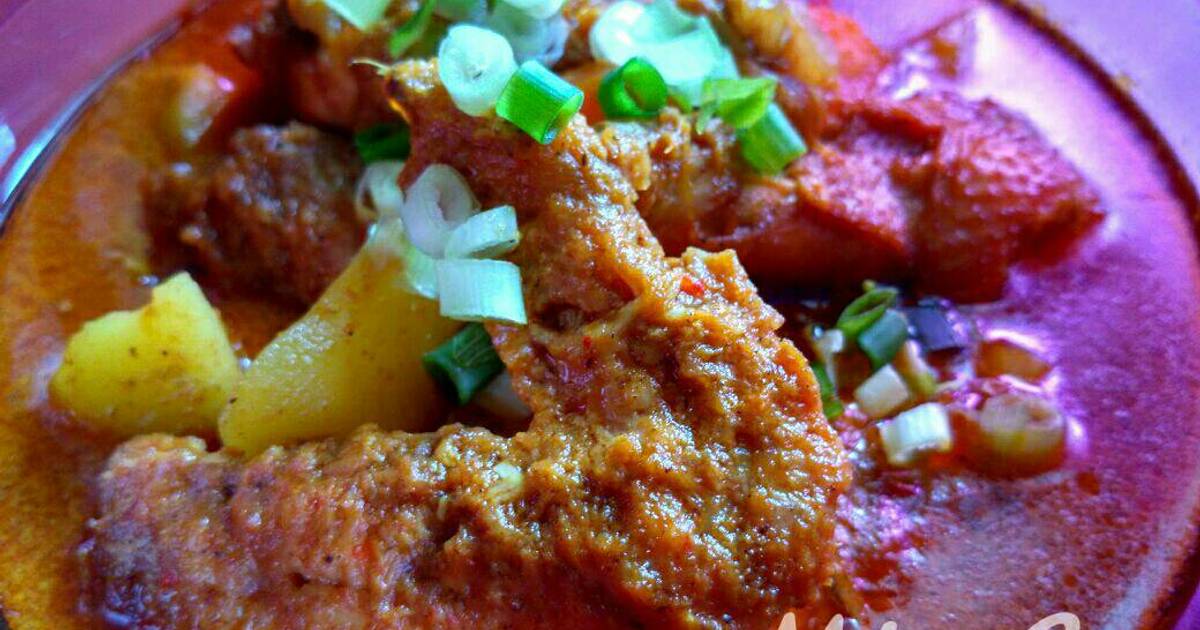 Resep Kari Ayam ala Vici Lucianti (MbuCie)