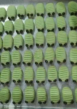 Caterpillar cookies
