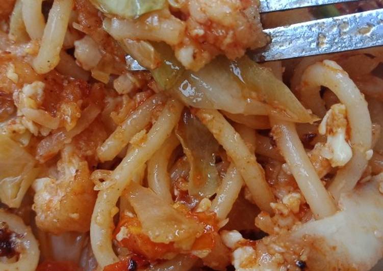 bahan dan cara membuat Spagetti rumahan