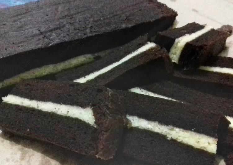 gambar untuk resep Brownis kukus layer keju