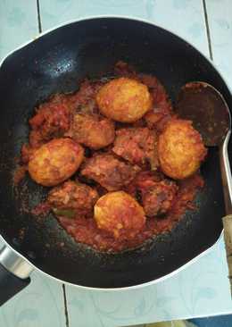 Ayam dan telur bumbu bali