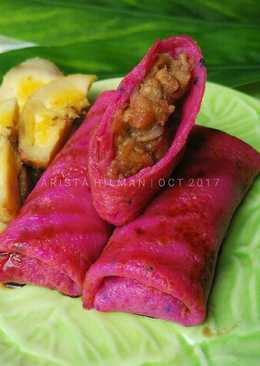Dadar Gulung Isi Pisang | Buah Naga Merah