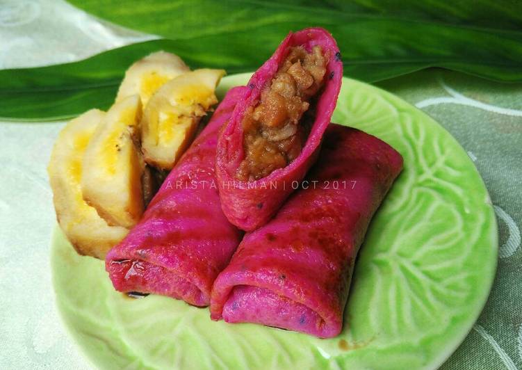 Resep Dadar Gulung Isi Pisang | Buah Naga Merah Dari Arista Hilman