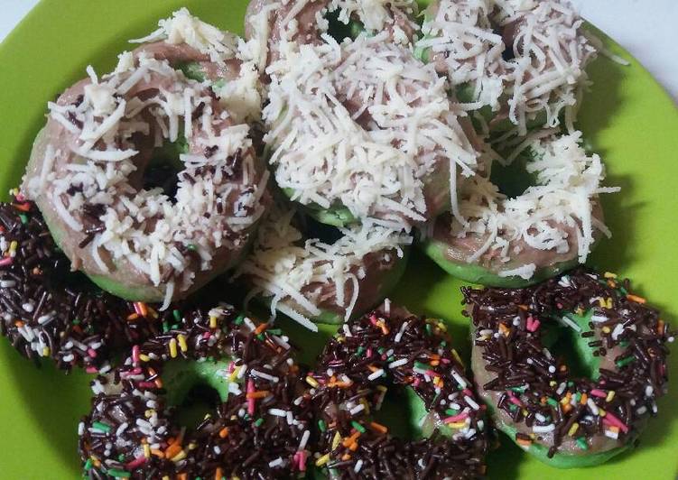 resep makanan Donat mini hijau kukus