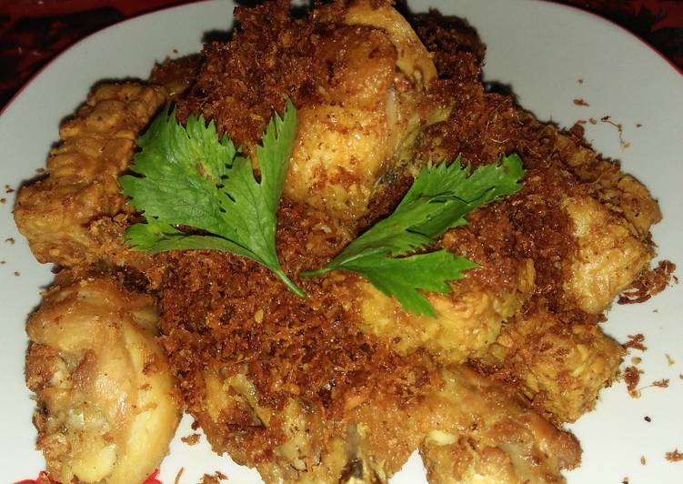 gambar untuk resep Ayam goreng serundeng kelapa