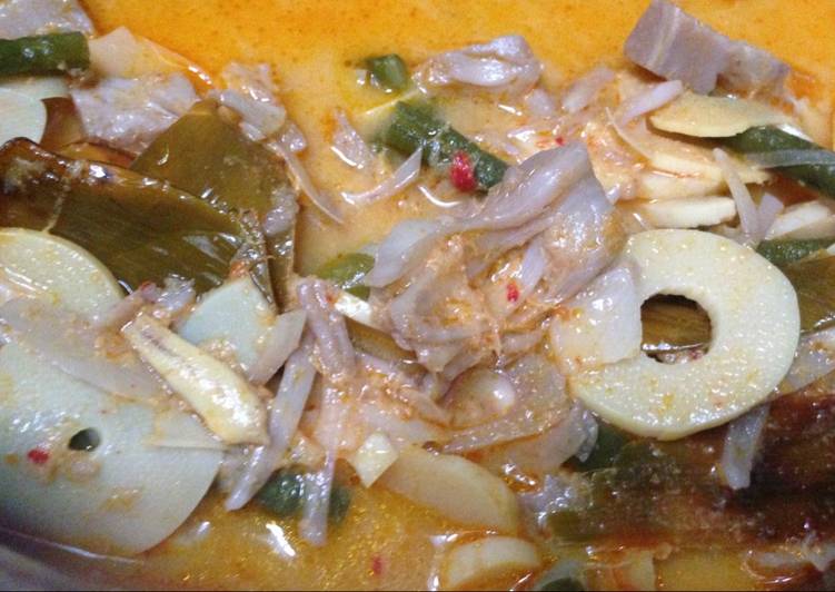 bahan dan cara membuat Gulai rebung nangka pedas