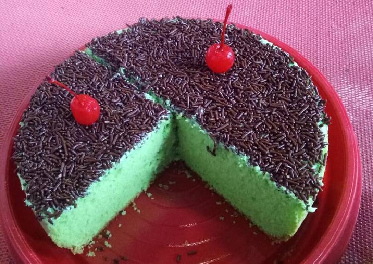 gambar untuk resep Bolu pandan magiccom