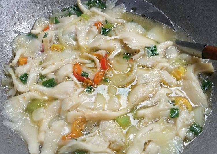 resep makanan Sayur bening jamur supa