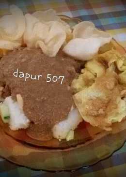 Tahu tek atau gado gado yaaa? ðŸ˜‚ðŸ˜‚ðŸ˜‚ðŸ˜‚