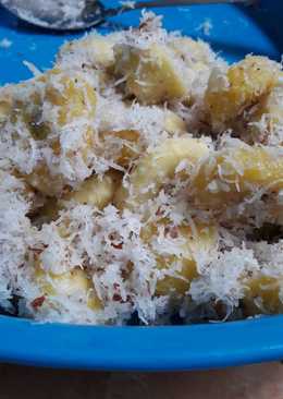 Pisang Urap kelapa