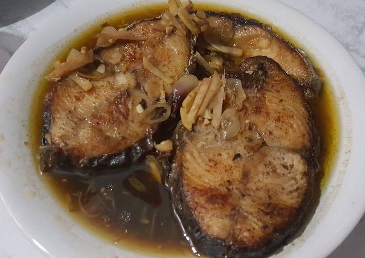 resep lengkap untuk Ikan Tenggiri Goreng Asam