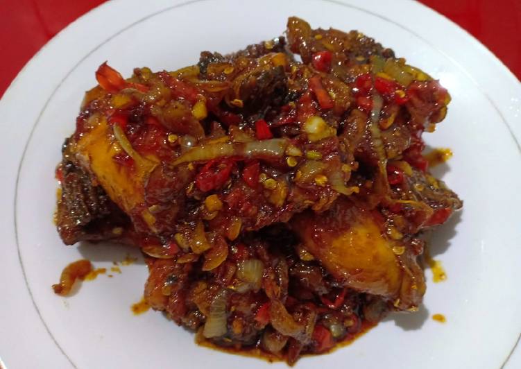 Resep Ayam kecap pedas manis Mentega Kiriman dari Lia Iryani