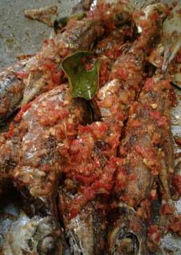 Ikan kembung bumbu merah/ balado