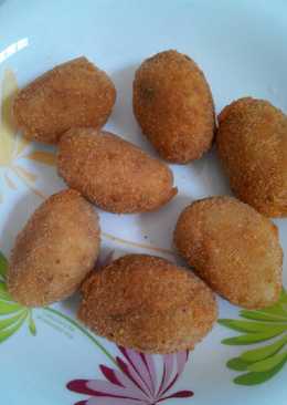 Kroket kentang isi ayam dan ampla ati