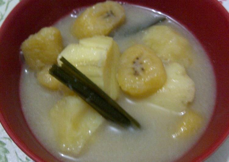 Resep Kolak  Pisang  Ubi  oleh Selly Kahuluge Cookpad