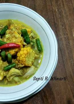 Lodeh Ayam dan Sayur bumbu kuning