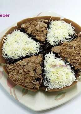 Martabak brownies topping keju & wafer