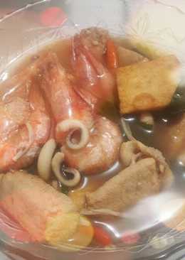 Sup Seafood Kuah Tom Yam