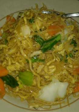 Bihun mie goreng pedas